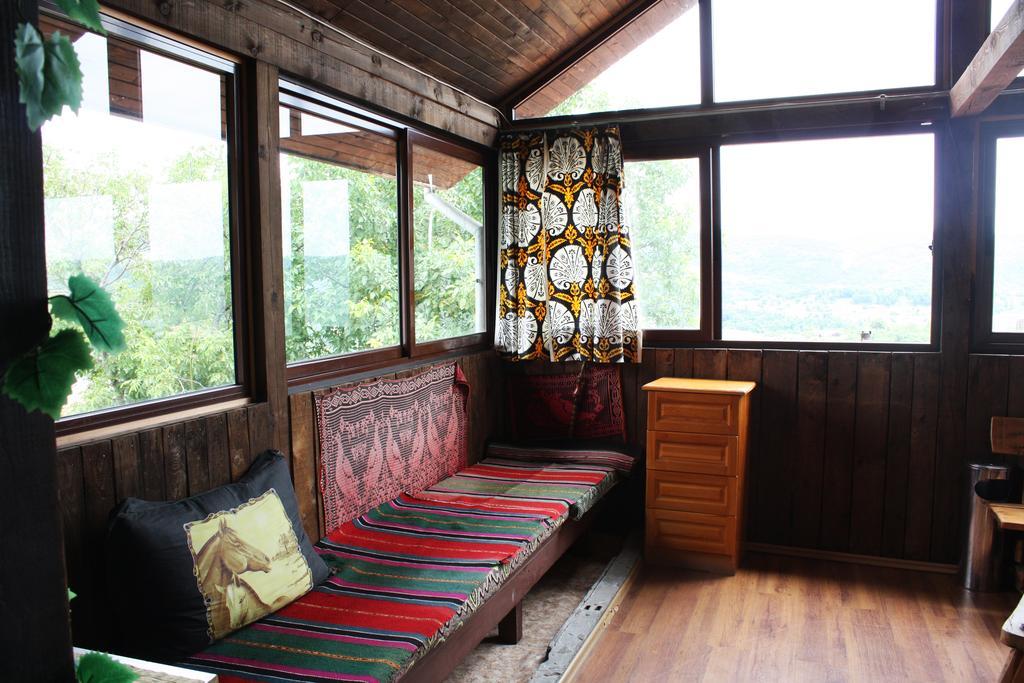 Hikers Hostel Veliko Tŭrnovo Exterior photo
