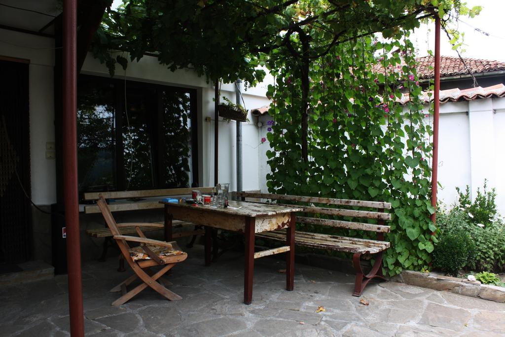 Hikers Hostel Veliko Tŭrnovo Exterior photo