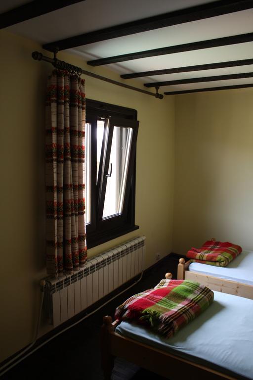Hikers Hostel Veliko Tŭrnovo Exterior photo