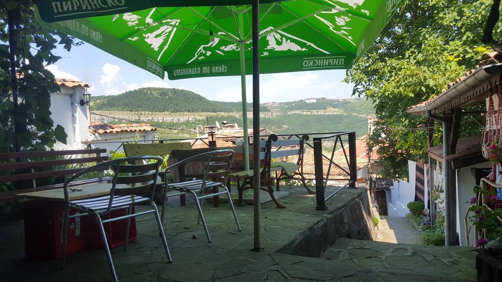 Hikers Hostel Veliko Tŭrnovo Exterior photo